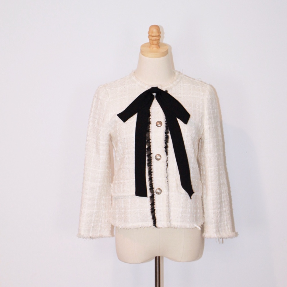 Zara Cream Tweed Classic Lady Jacket with Bow Size (S)